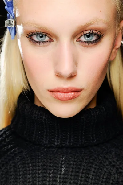 Look 32